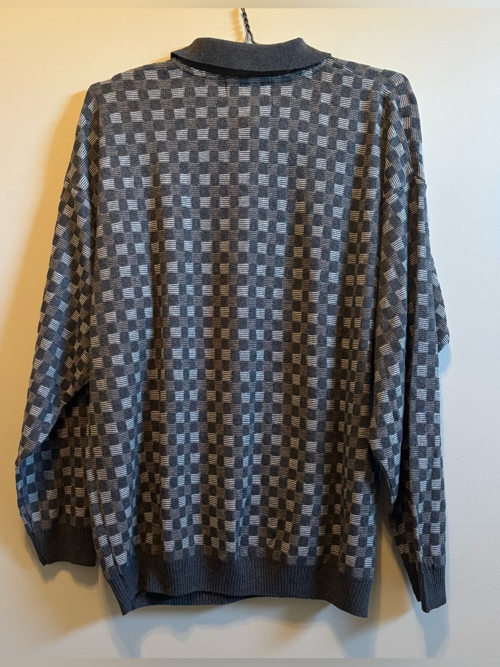 Vintage 90s Men's Gray Checkered Polo Sweater - Picture 4 of 4